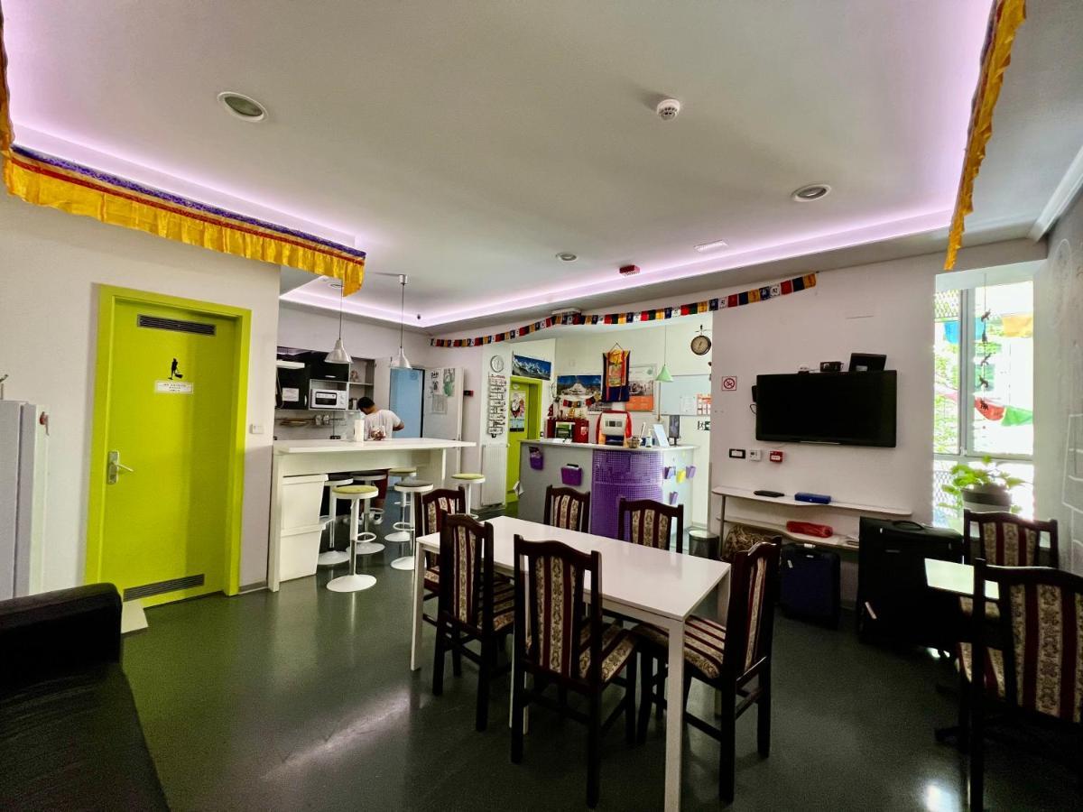 Himalayan Hostel Zagreb Exterior photo