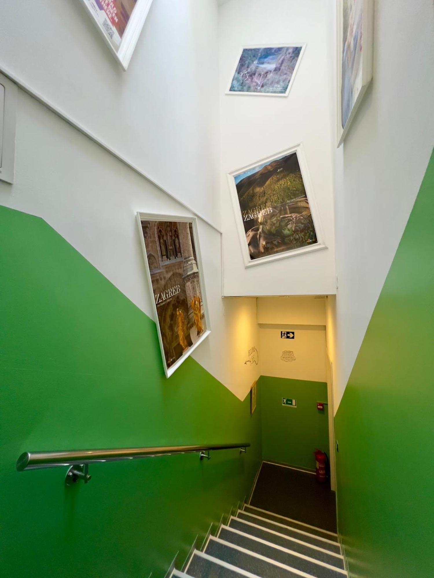 Himalayan Hostel Zagreb Exterior photo